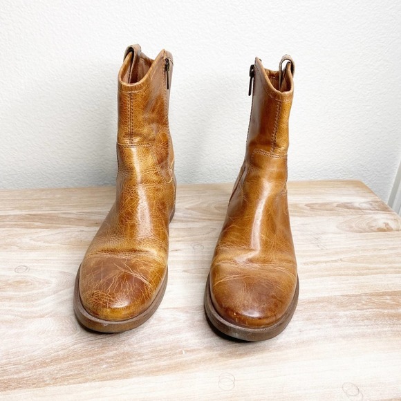 vince camuto brown leather distressed boots made in brazel size 8 - Picture 9 of 9